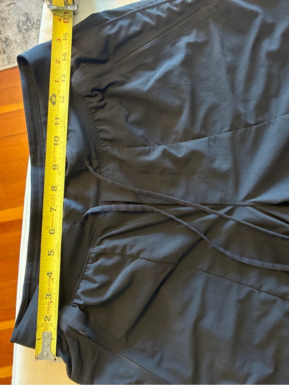 Lululemon License to Train Shorts Black M - Picture 8 of 8